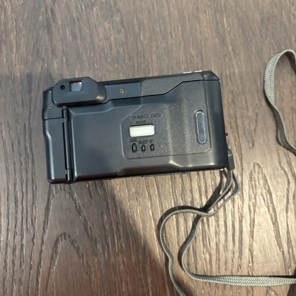 Nikon One‎ Touch Zoom 90 AF Quartz Date 35mm Film Point & Shoot Camera UNTESTED - Picture 3 of 4